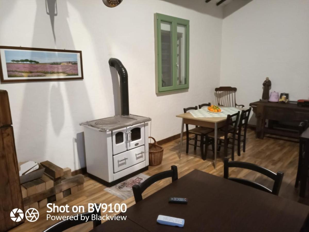 Affittacamere da Francesca Porto Viro Esterno foto